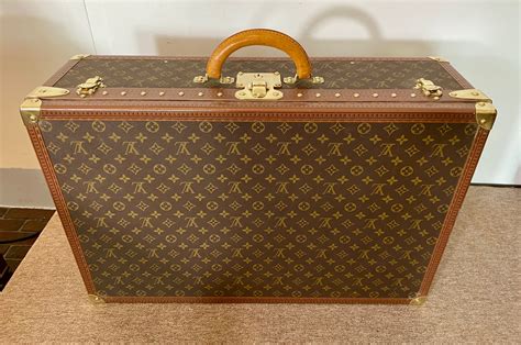 sac louis vuitton vintage année 70|louis vuitton luggage sale.